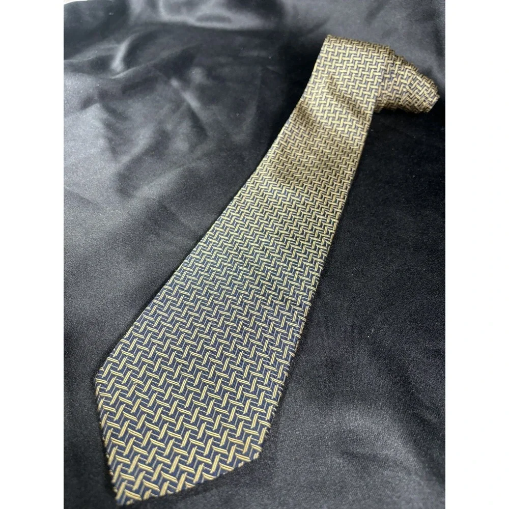 Lauren Ralph Lauren Mens Silk Tie Navy Blue Gold Geometric Basketweave USA Made